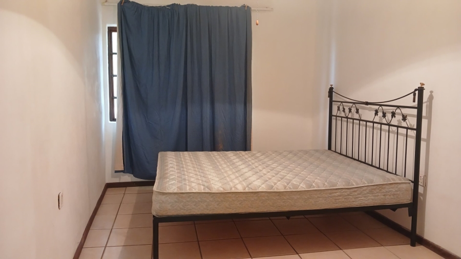  Bedroom Property for Sale in Vredenhof Sh Free State
